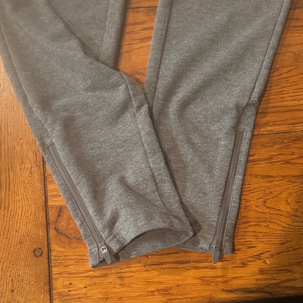 Gymshark Charcoal Joggers for Men - Picture 2 of 7